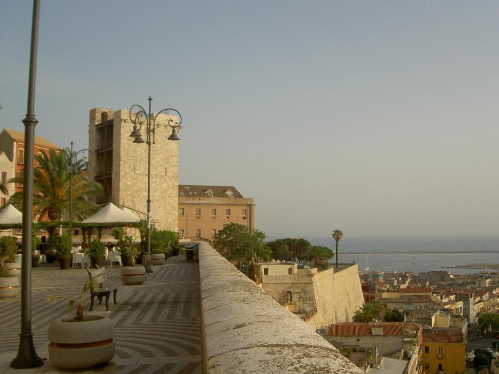 Bed and Breakfast L'Arco Cagliari Zewnętrze zdjęcie